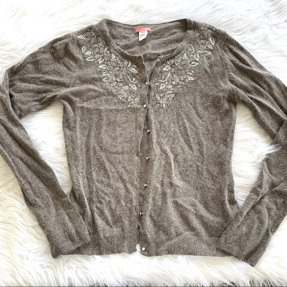 Glam Souls Cashmere Beaded Cardigan Sweater - Picture 4 of 6